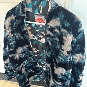 Johnny Was Women’s Blue silk camo velvet quilted open front jacket